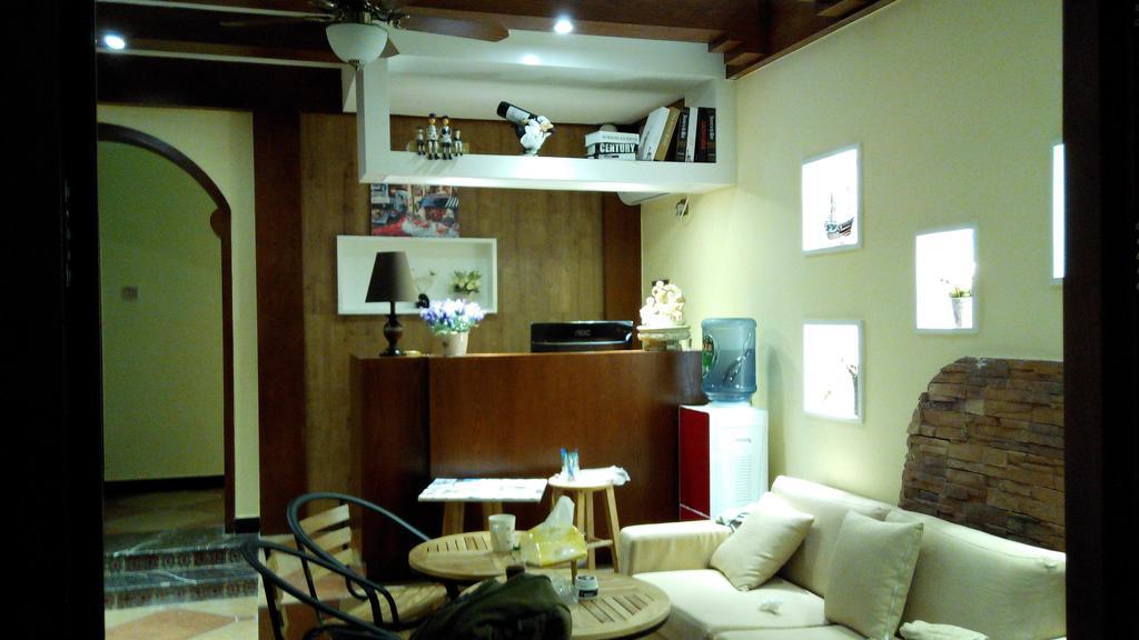 Raimi Hotel Chaqiyu Exteriör bild
