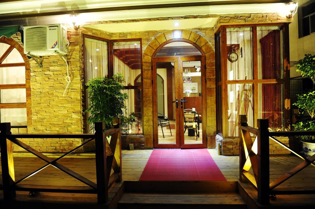 Raimi Hotel Chaqiyu Exteriör bild